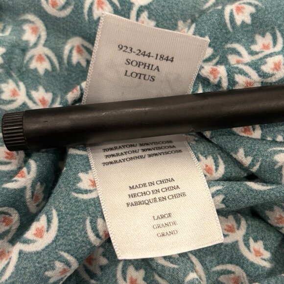 Rails Sophia Romper Lotus Print Size L V-Neck Green Floral Short Sleeve One - Picture 4 of 5